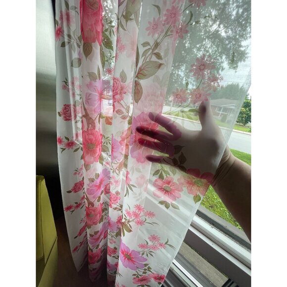 Vintage 1950s curtain, sheer floral pink, single pleated panel, long, narrow - Picture 5 of 10